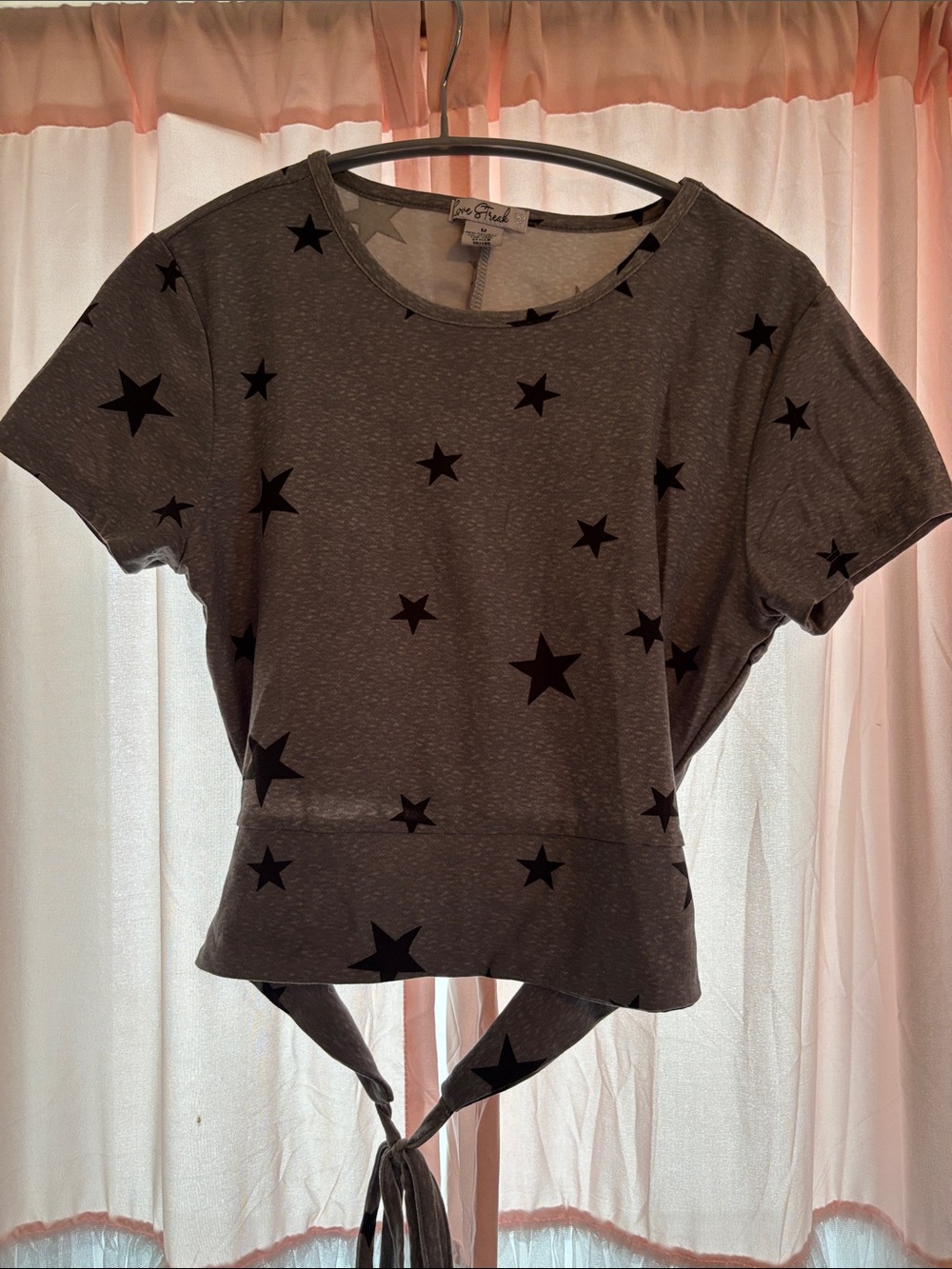 Love Tree Gray Star-Print Tie-Back Crop Tee